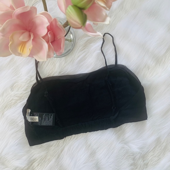 UO / SILENCE & NOISE / CROPPED BRA CAMI - Picture 3 of 4